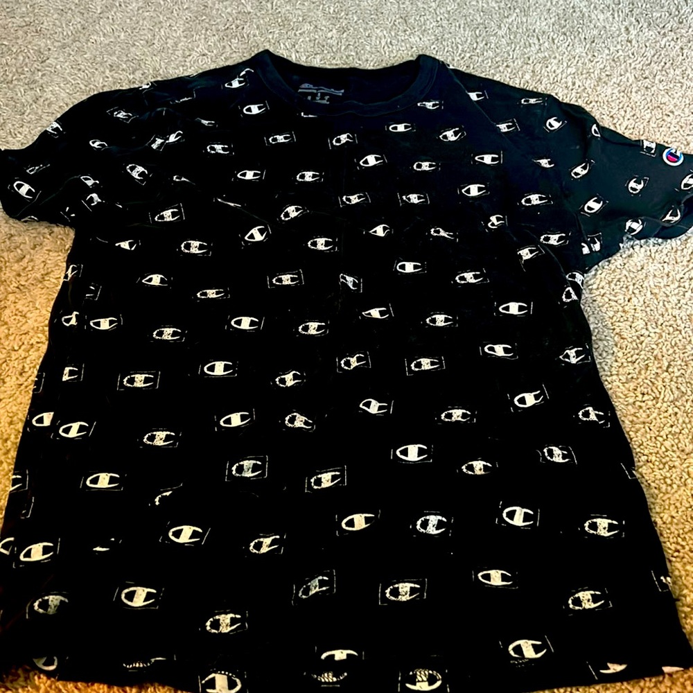 Men’s Champion tee